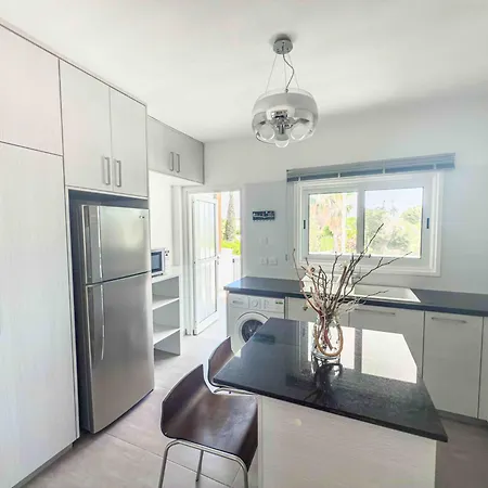 Villa Iria Family - Kid Friendly, Walk To The Protaras