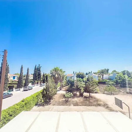 Iria Family - Kid Friendly, Walk To The Villa *