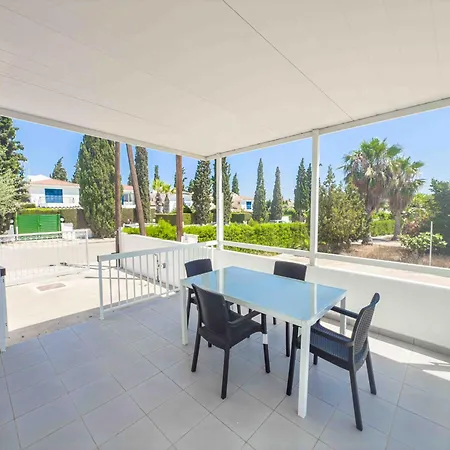 Iria Family - Kid Friendly, Walk To The * פרוטאראס