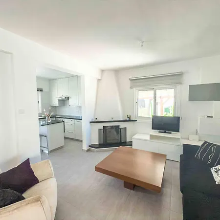 Iria Family - Kid Friendly, Walk To The