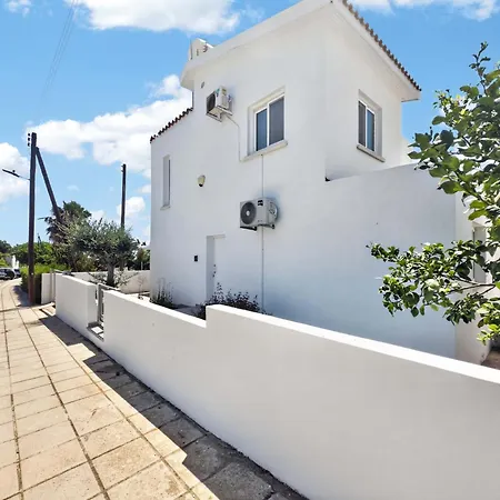 Iria Family - Kid Friendly, Walk To The Vila
