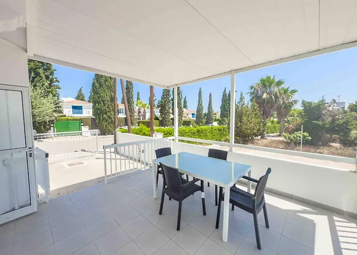 Iria Family - Kid Friendly, Walk To The *