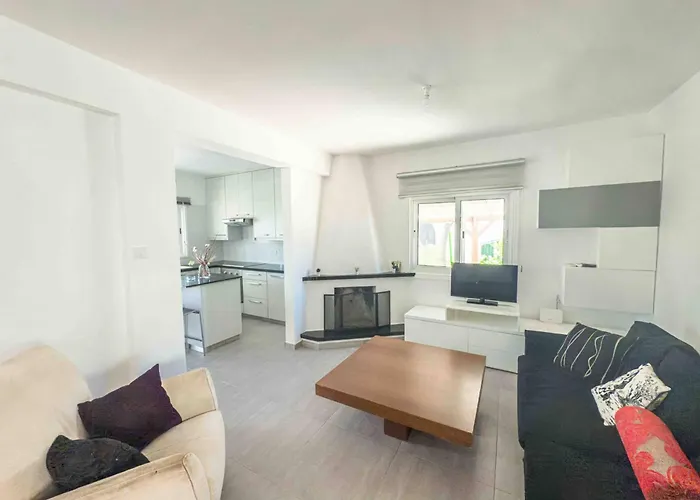 Iria Family - Kid Friendly, Walk To The