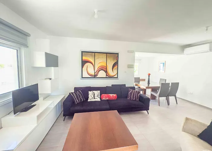 빌라 Iria Family - Kid Friendly, Walk To The 프로타라스